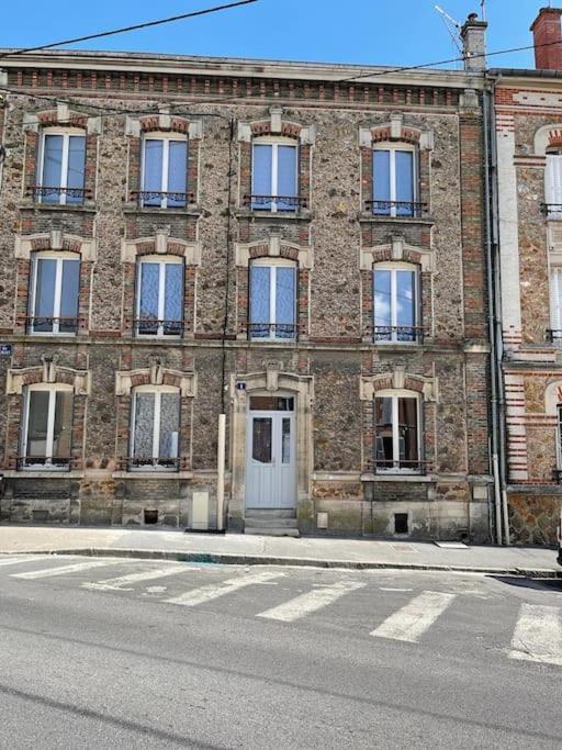 Le 102 De La Gare: Appartement Neuf Et Climatise Châlons-en-Champagne Extérieur photo