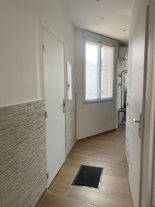 Le 102 De La Gare: Appartement Neuf Et Climatise Châlons-en-Champagne Extérieur photo